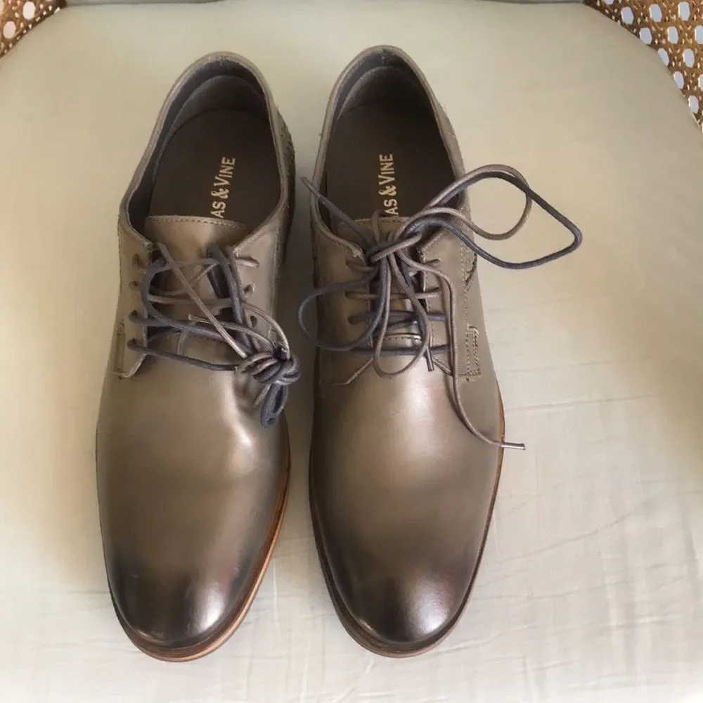 thomas & vine new out